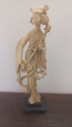 Statuette santini résine - statuette, santini.