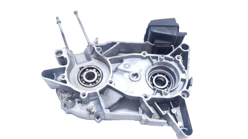 Carter moteur central droit