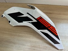 CACHE CARENAGE LATERAL DROIT RESERVOIR CACHE KTM 390 RC 2017 2018 2017  115096