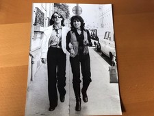 GILBERT MONTAGNÉ et ESTHER