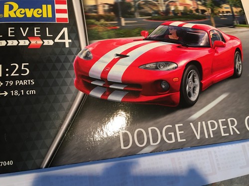 Voiture revell neuve - 1/24,