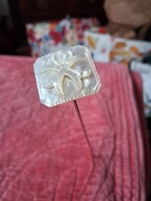 EPINGLE A CHAPEAUX NACRE