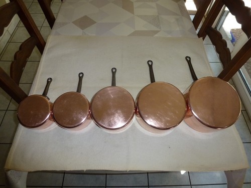 Serie casseroles en - de,