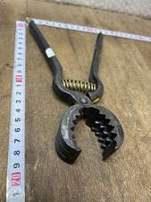 pince à degoudronner