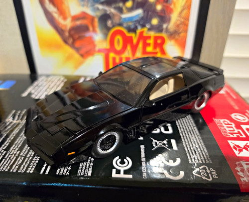 Kitt karr are there cars - are,