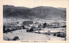 11* BUGARACH  le chateau et le village        RL52,0540