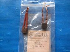 2 Charbons de démarreur