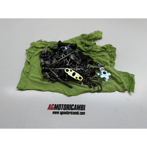 Kit vis pour - vis, suzuki