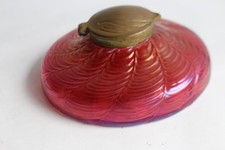 Encrier en verre irisé