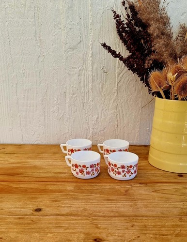 Lot tasses arcopal - 4,