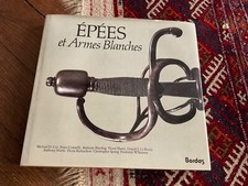 épées et armes blanches