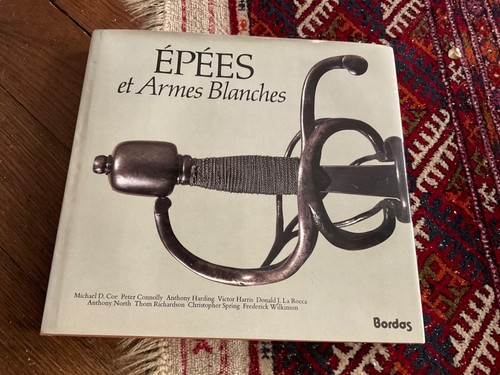 épées armes blanches - et,