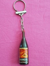 UN PORTE CLEF CLEFS ALIMENTAIRE VIN DOUX GRENACHE BOUTEILLE