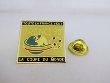 Pin's Pins Badge Pin - FRANCE