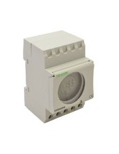 Programmateur journalier numérique sur rail DIN