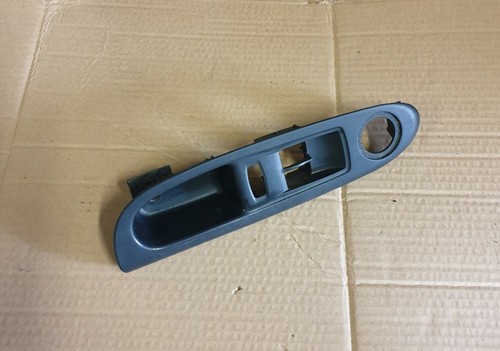 Plastique leve vitre avant - leve,