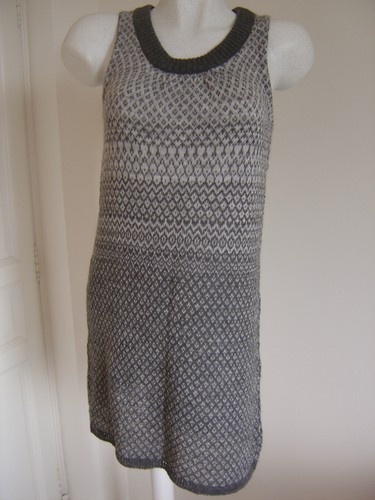 Belle robe chasuble neuve - belle,