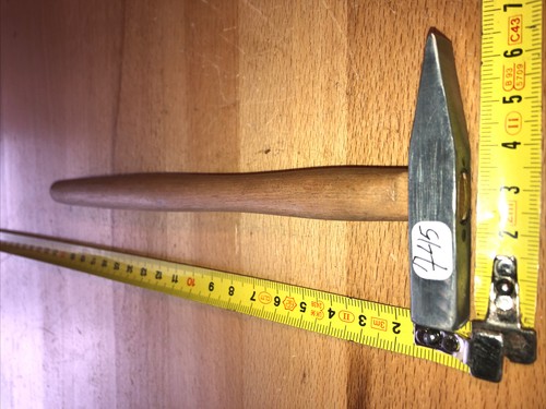 N°745 outillage outils