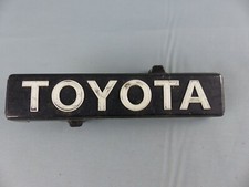 TOYOTA sigle monogramme
