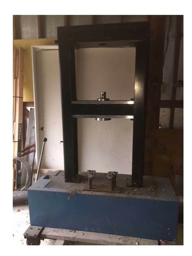 Instron 4400r floor model - floor,