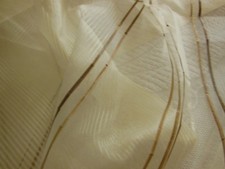 Coupon tissu luxe superbe