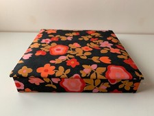 ANCIENNE BOITE CARTON TISSU -