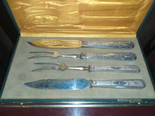 Coffret decouper pièces - à,