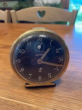 Joli réveil "Jaz" , couleur crème et noir, modèle Discreto France 1970, vintage