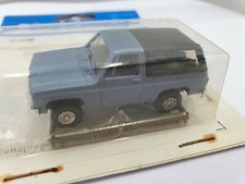 chevrolet  full size blazer 4×4 1/87 trident ....