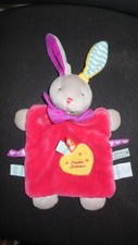 doudou d'amour plat lapin rose
