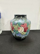 Très Beau Petit Vase