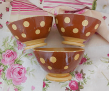 3 BOLS  ANCIENS  DECOR A POIS