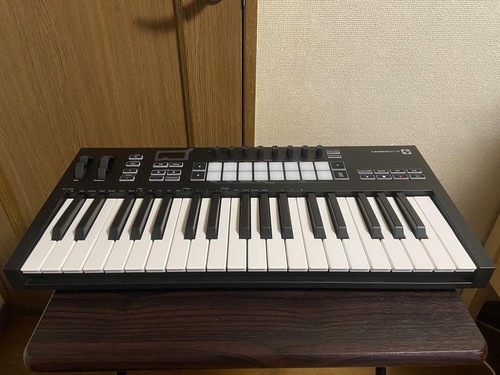 Novation launchkey mk3 - launchkey, midi