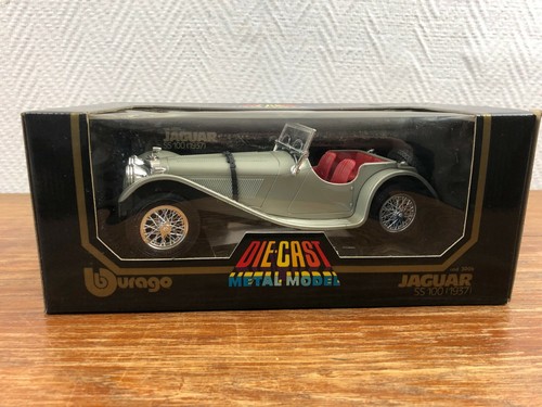 Burago 3006 jaguar - 1:18,