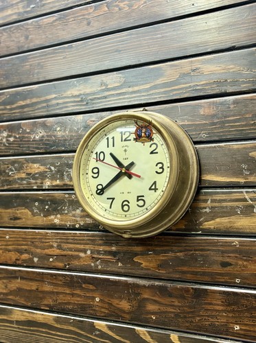 Horloge murale classique