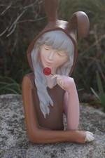 19009 FIGURINE STATUETTE FEMME