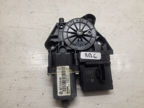 Moteur lève vitre arrière