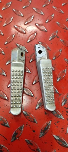 Cales pied arriere voxan - pied,