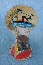 Petit encrier souvenir de vacances en coquillage peint paquebot La Tremblade/17