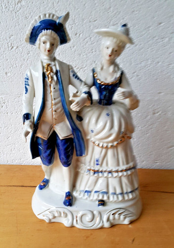 Groupe personnages en - groupe,
