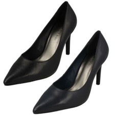 Femmes Leather Collection