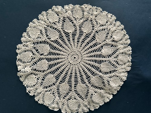 Napperon ancien rond - , dentelle