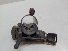 COMMUTATEUR D´ALLUMAGE /