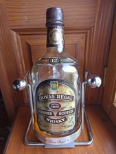 Porte bouteille / balancelle en métal pour Magnum Chivas Regal + bouteille vide