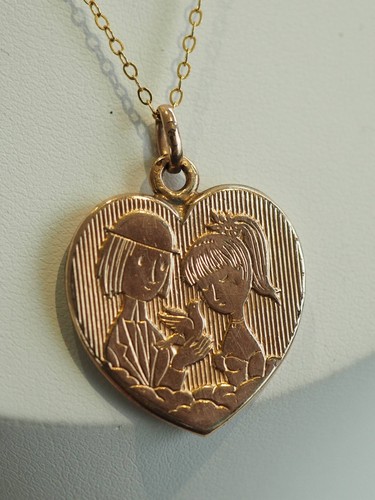 Pendentif plaque les - pendentif,