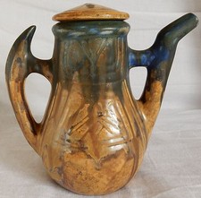 Cafetière en grès artistique