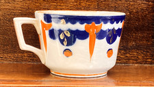ANCIENNE TASSE EN FAIENCE