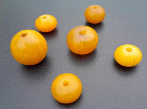 Lot perles ambre afrique - x6,