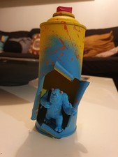 Bombe De Peinture Customisée