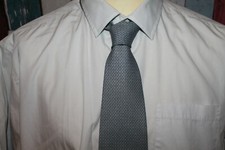 CRAVATE HOMME °°° MILFORD CLAN °°° 100% POLYESTER .PARFAIT ETAT